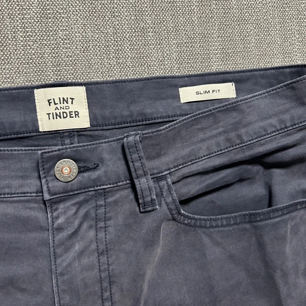Flint and Tinder 365 Pant Mens 33x30 (Fits 35x30) Charcoal Grey Slim Fit Stretch